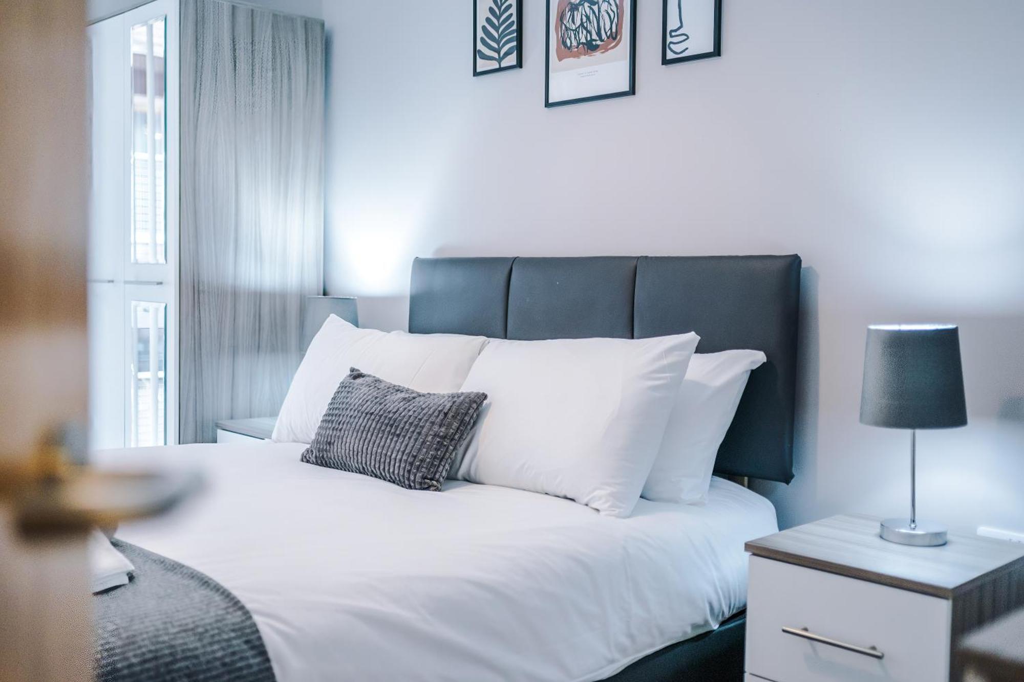 Hilltop Serviced Apartments- Northern Quarter Manchester Bilik gambar
